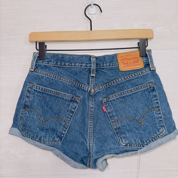 Levi’s 501 White Oak Cone Denim Distressed Button Fly Jeans Shorts Size 25 - Picture 7 of 7